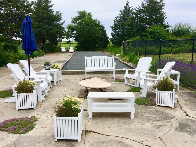 Image Of Garden Furnitures In Our 3 Boardwalk Cape Cod Holiday Rental